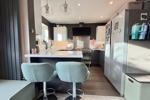 Kitchen/Dining- click for photo gallery